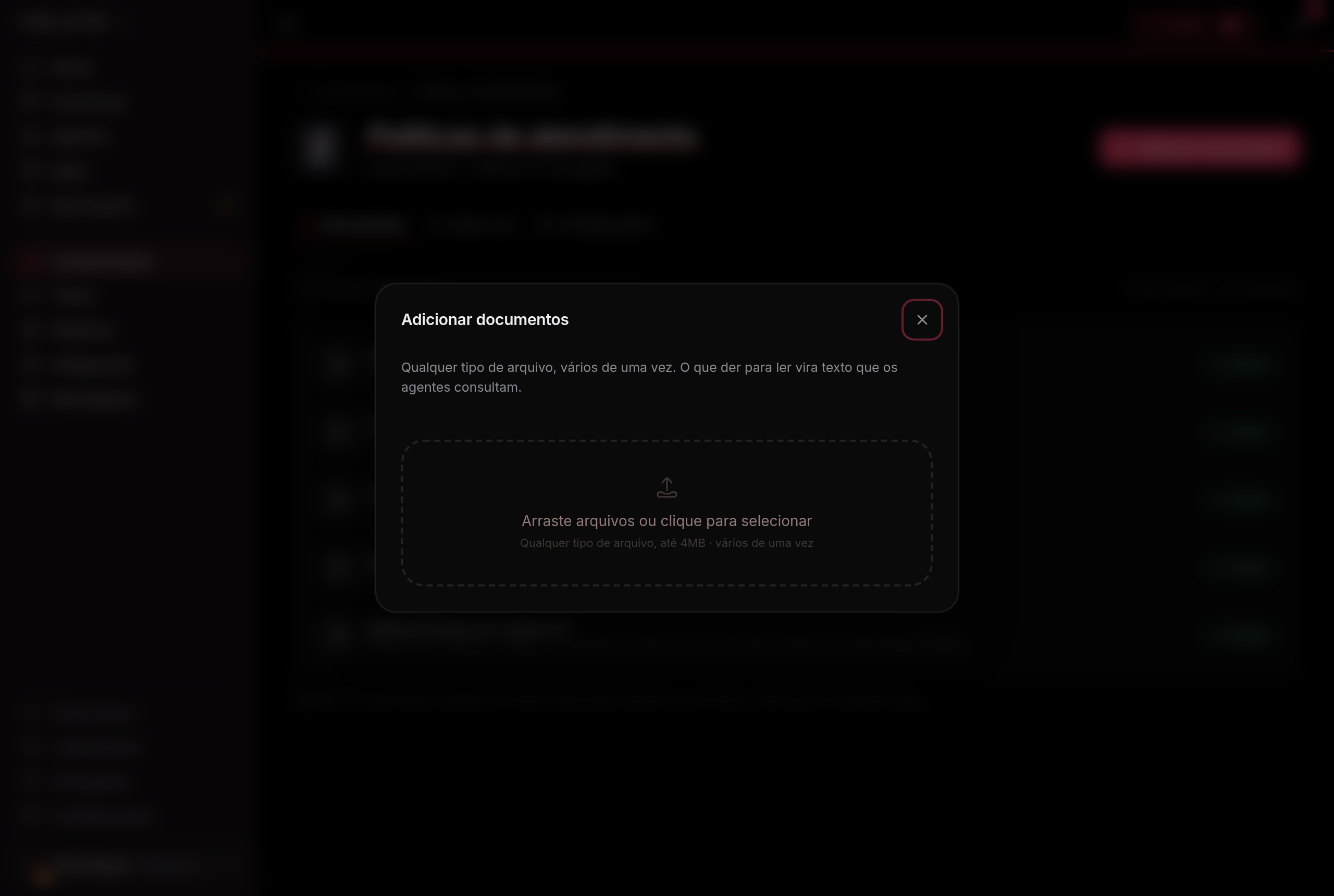 Diálogo de adicionar documentos a uma base de conhecimento, com a área de arrastar arquivos e o tamanho máximo informado
